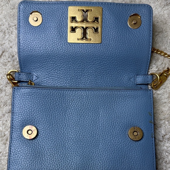 Tory Burch Sky Blue Britten Pebbled Leather Combo Crossbody Bag - Picture 7 of 13